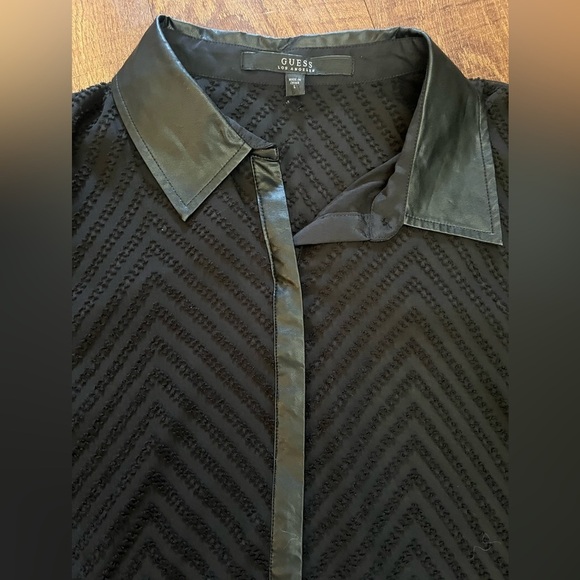 NWT guess Womens semi sheer chevron blouse shirt button down large - Picture 2 of 8
